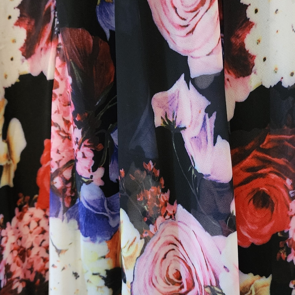 Ieena for Mac DuggalBlack Floral Print Mesh Short Sleeve Gown, Sizee 6 Worn Once - Picture 6 of 15